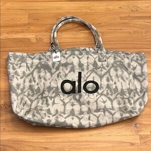 ALO Yoga Grey Tiedye Tote Bag NWT